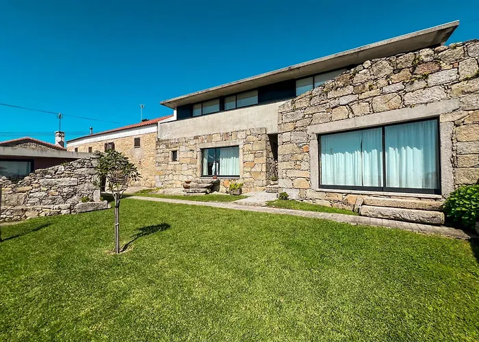 Casas Da Fonte * Виана-ду-Каштелу