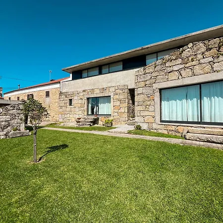 Casas Da Fonte * Βιάνα ντο Καστέλο